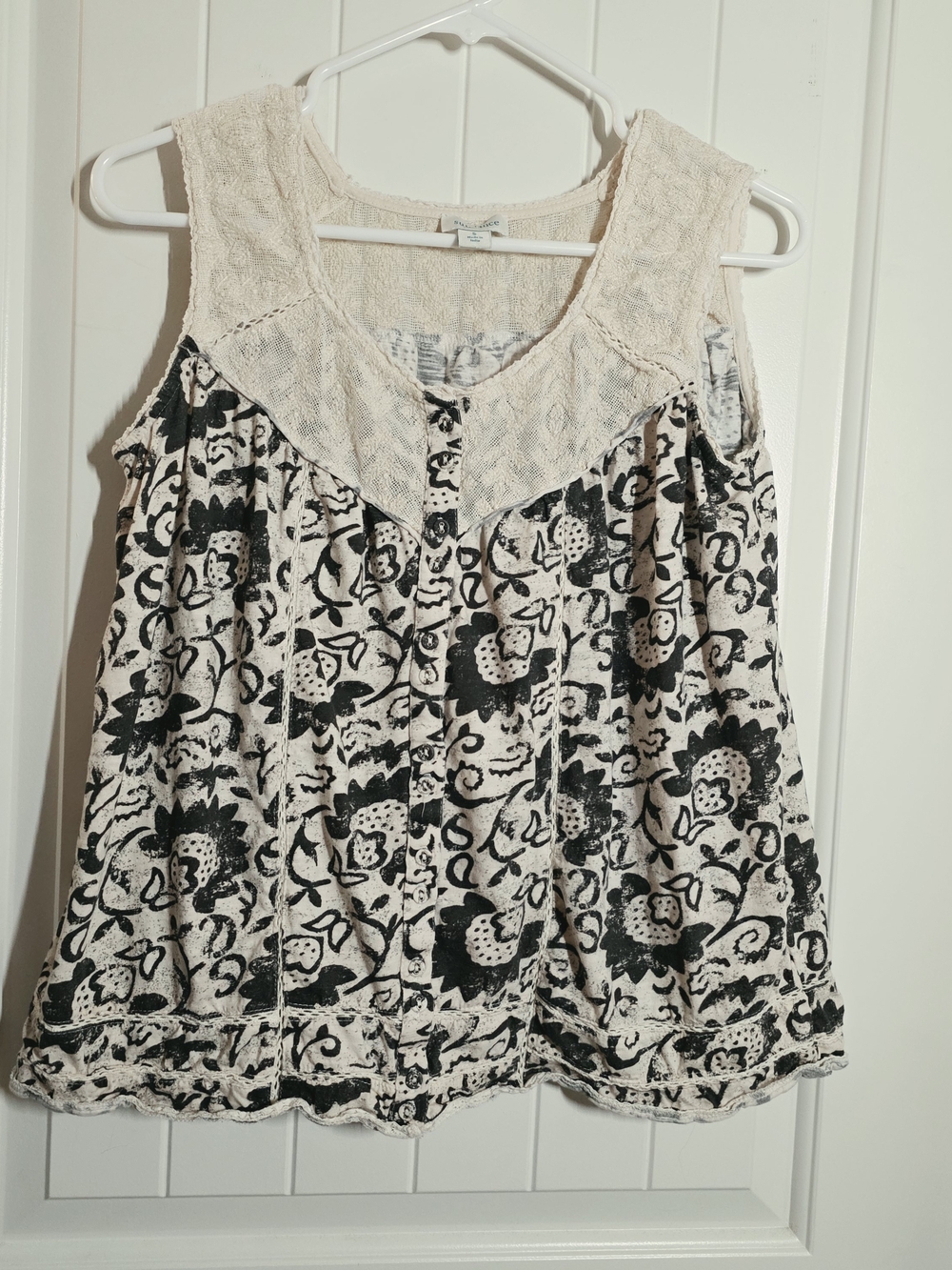 Sundance Cream & Black Floral Lace Yoke Camisole